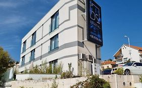 Jona Rooms Podstrana